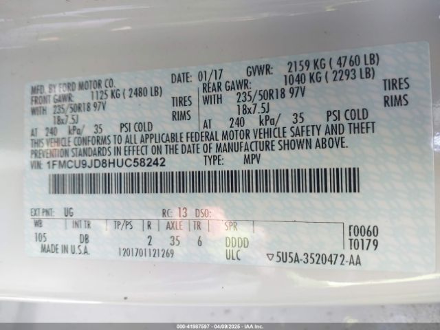 1FMCU9JD8HUC58242 Ford Escape Titanium
