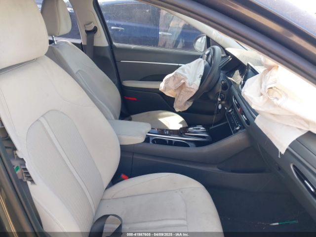KMHL24JA6PA249151 Hyundai SONATA SE