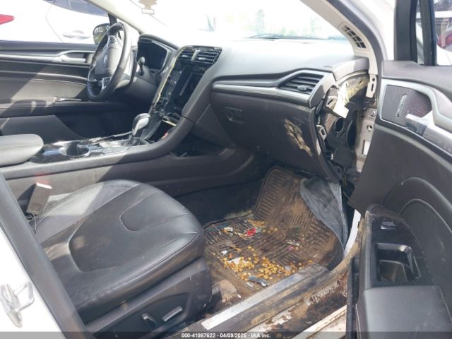 3FA6P0RU3ER178235 Ford Fusion Hybrid Titanium