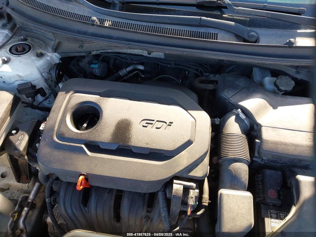 5NPE24AFXGH289427 Hyundai SONATA SE