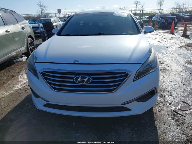 5NPE24AFXGH289427 Hyundai SONATA SE
