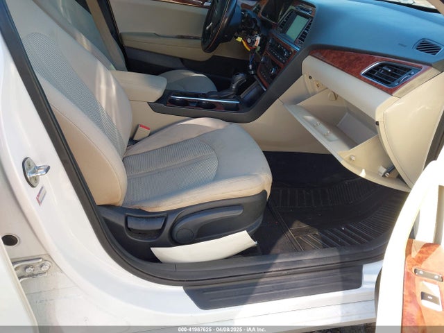 5NPE24AFXGH289427 Hyundai SONATA SE