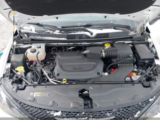 2024 CHRYSLER VOYAGER 2C4RC1CG9RR182104 Photo 9