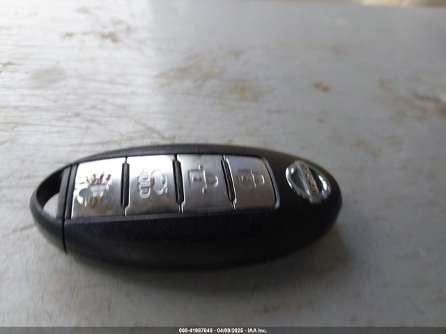 3N1AB7AP5HY285205 Nissan SENTRA SV