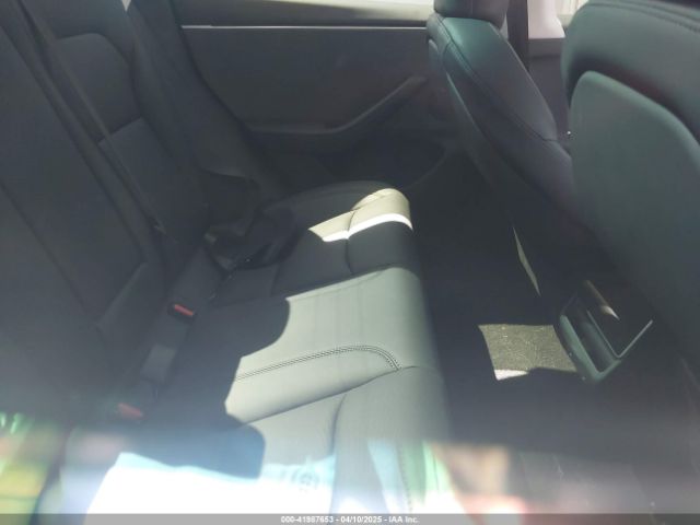 5YJ3E1EA3RF758189 Tesla MODEL 3