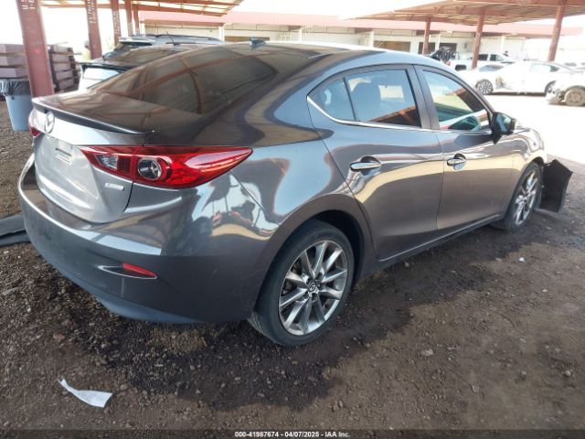 3MZBN1V38JM209128 Mazda Mazda3 Touring