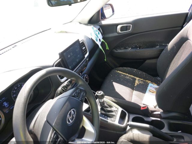 KMHRB8A3XMU102182 Hyundai Venue Se