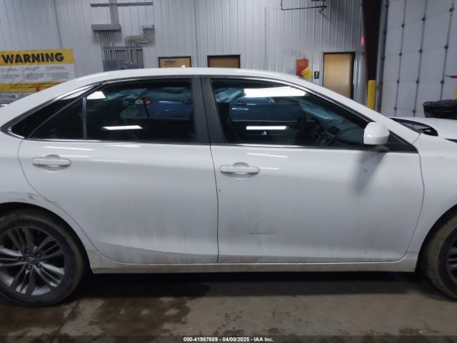 4T1BF1FK1HU770763 Toyota CAMRY SE