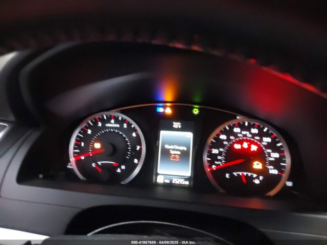 4T1BF1FK1HU770763 Toyota CAMRY SE