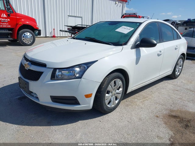 1G1PA5SH1E7374054 Chevrolet Cruze Ls Auto