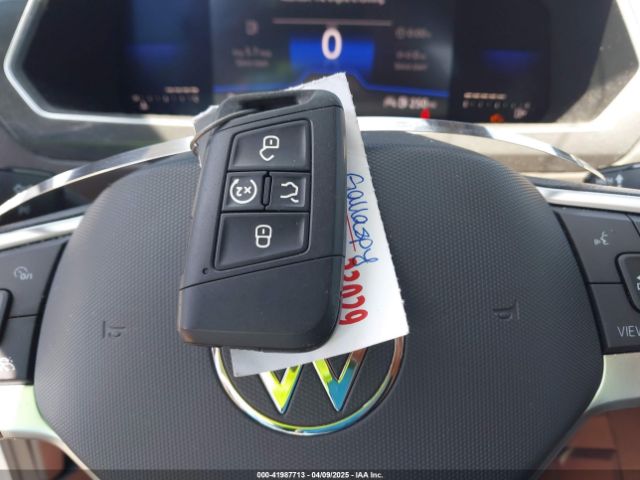 3VV3B7AX7NM032705 Volkswagen Tiguan 2.0t Se