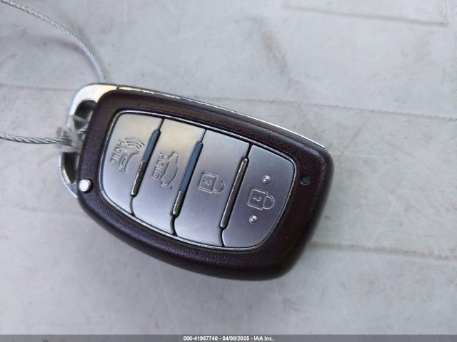5NPE34AF2KH792374 Hyundai Sonata Sport