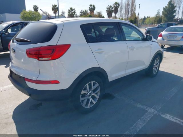 KNDPBCAC8G7803255 KIA Sportage Lx