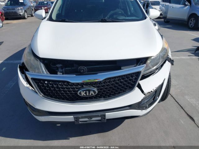 KNDPBCAC8G7803255 KIA Sportage Lx
