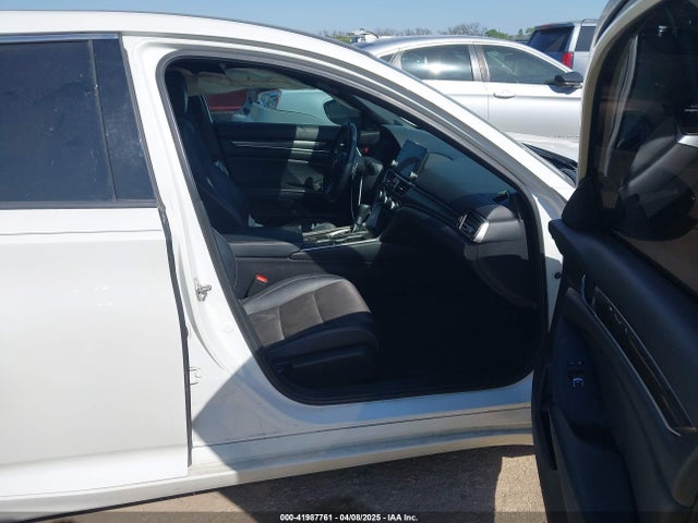 1HGCV1F33JA264459 Honda Accord Sport