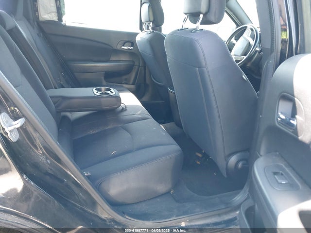 Chrysler 200 Touring 2014 1C3CCBBB6EN140731 Image 8