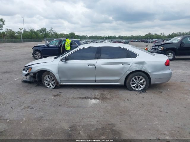 1VWAT7A30HC079030 Volkswagen Passat 1.8t S