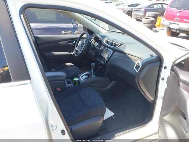 JN8AT2MTXGW027004 Nissan ROGUE SV