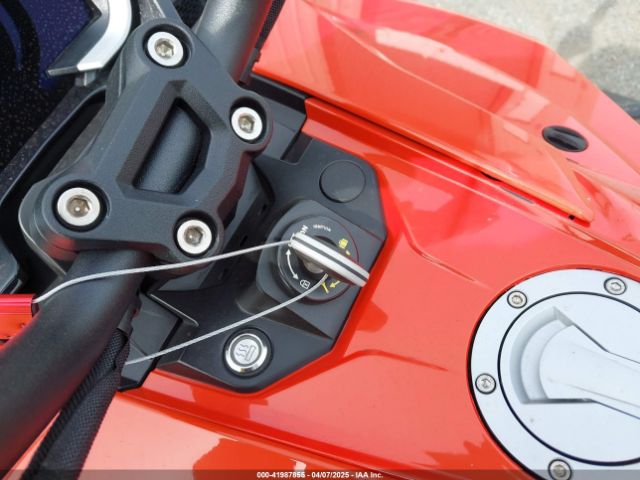 2021 CAN-AM SPYDER ROADSTER 2BXREDD27MV001564 Photo 10