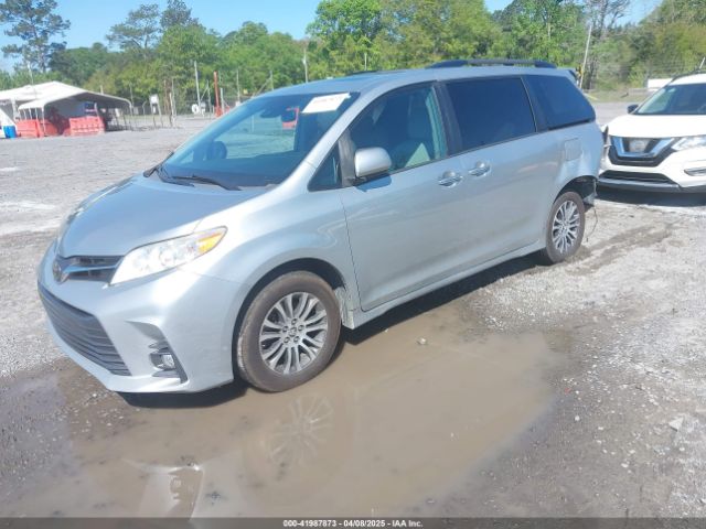 5TDYZ3DC7KS006280 Toyota Sienna Xle 8 Passenger