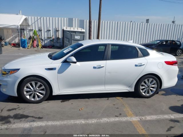 5XXGT4L30JG258392 KIA Optima Lx