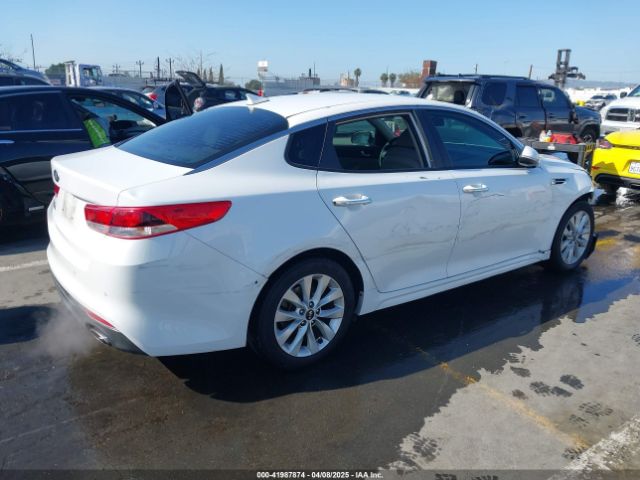 5XXGT4L30JG258392 KIA Optima Lx