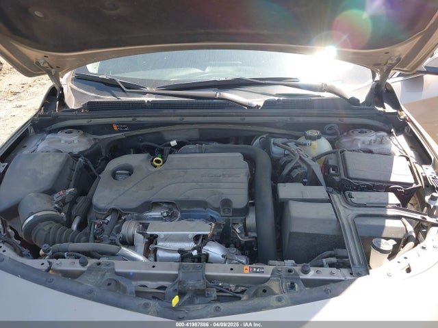 1G1ZD5ST3NF172519 Chevrolet Malibu Fwd Lt