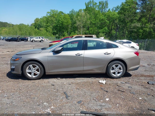 1G1ZD5ST3NF172519 Chevrolet Malibu Fwd Lt