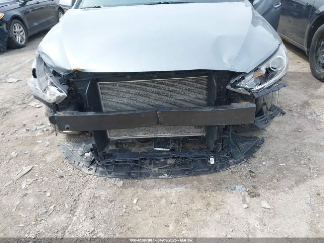 KMHD84LF9JU607893 Hyundai ELANTRA SEL