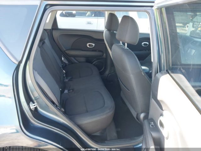 KNDJP3A50H7501811 KIA SOUL +