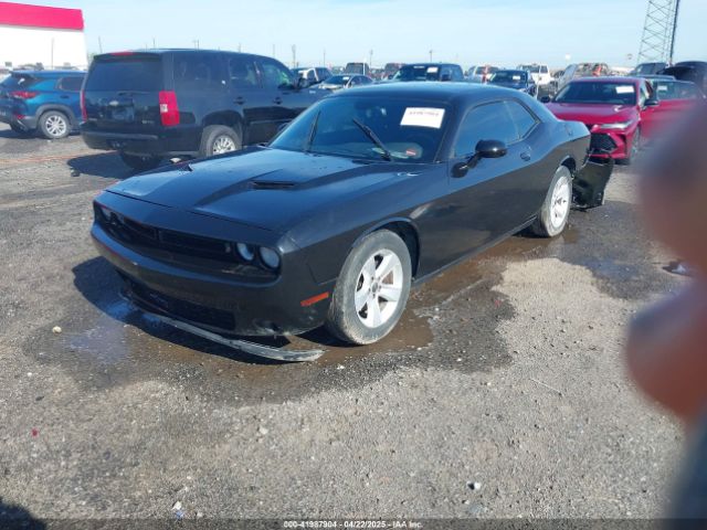 2C3CDZAG7FH764194 Dodge Challenger Sxt