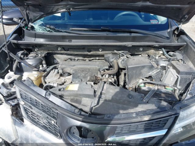 JTMRFREV1ED085266 Toyota Rav4 Xle