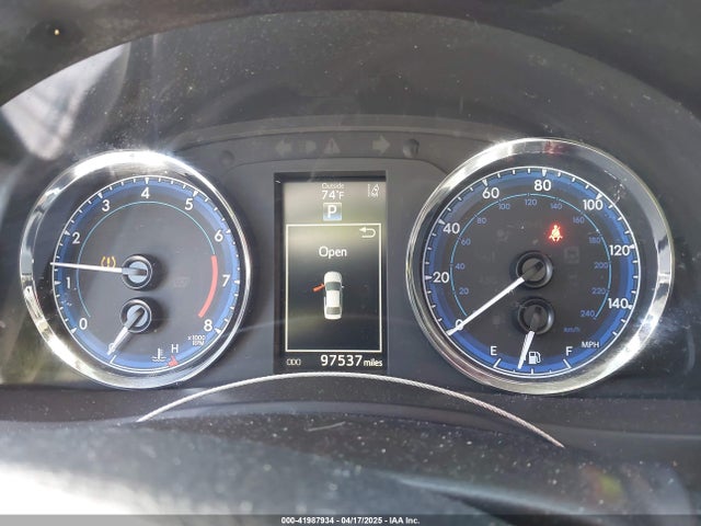 5YFBURHE1HP713489 Toyota COROLLA SE