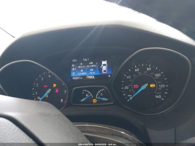 1FADP3K22HL207616 Ford FOCUS SE