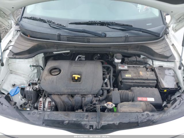 KNDJ23AU8M7796995 KIA SOUL S