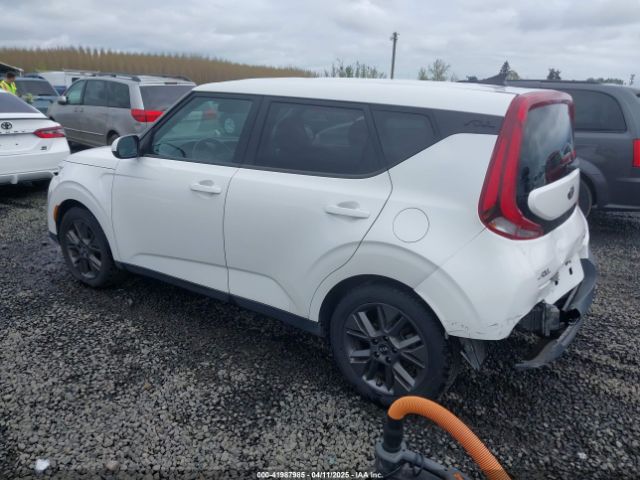 KNDJ23AU8M7796995 KIA SOUL S