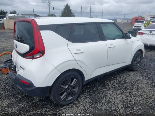 KNDJ23AU8M7796995 KIA SOUL S