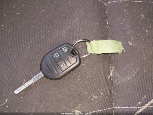 3FADP4BJ1FM128656 Ford FIESTA SE