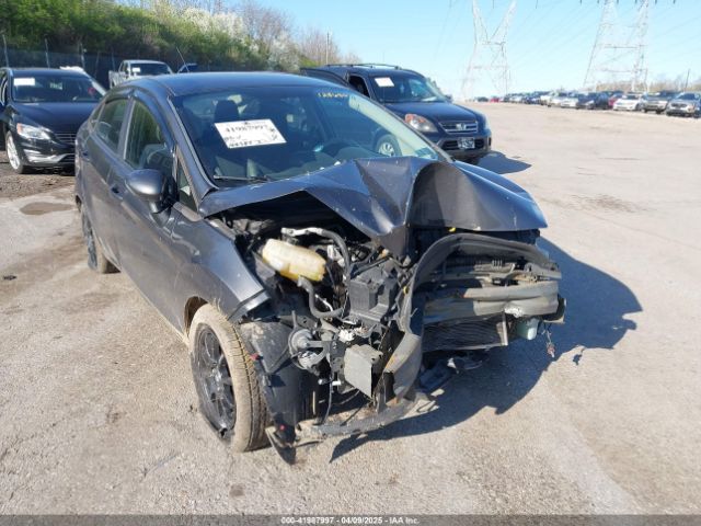 3FADP4BJ1FM128656 Ford FIESTA SE