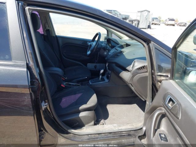 3FADP4BJ6FM221074 Ford FIESTA SE