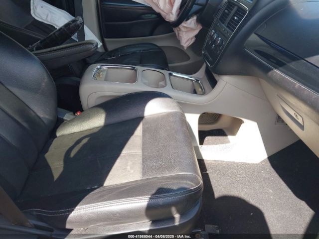 2C4RDGCG3KR661558 Dodge Grand Caravan Sxt