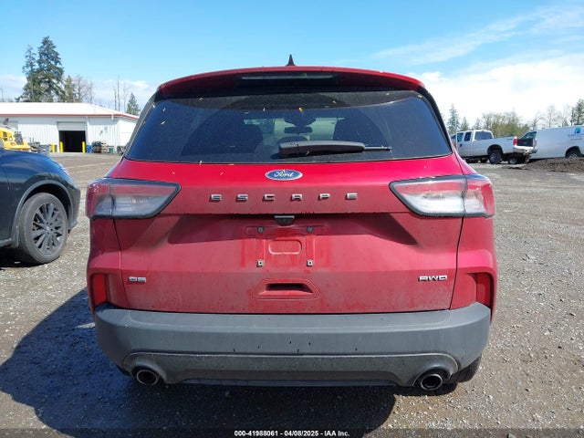 1FMCU9G64NUC00908 Ford ESCAPE SE