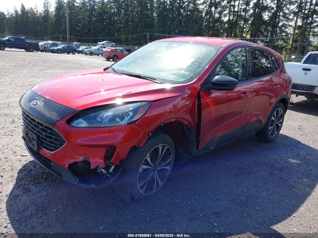 1FMCU9G64NUC00908 Ford ESCAPE SE