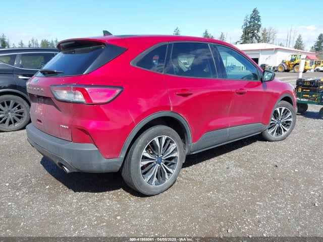 1FMCU9G64NUC00908 Ford ESCAPE SE