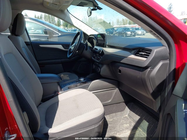 1FMCU9G64NUC00908 Ford ESCAPE SE