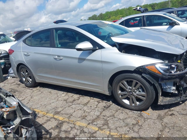 5NPD84LF7HH045307 Hyundai ELANTRA SE