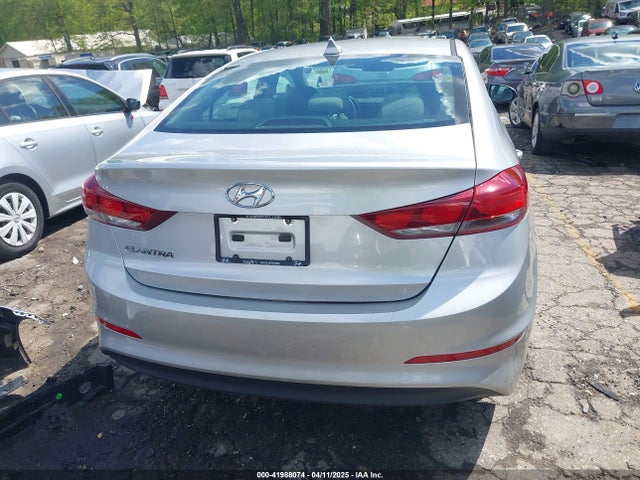 5NPD84LF7HH045307 Hyundai ELANTRA SE