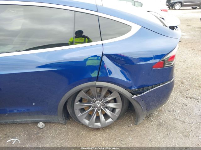 2018 TESLA MODEL X 5YJXCAE2XJF111180 Photo 5