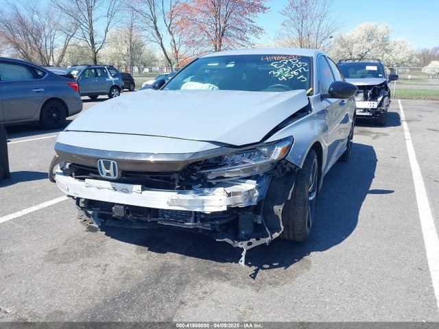 1HGCV3F20NA045872 Honda Accord Hybrid Sport