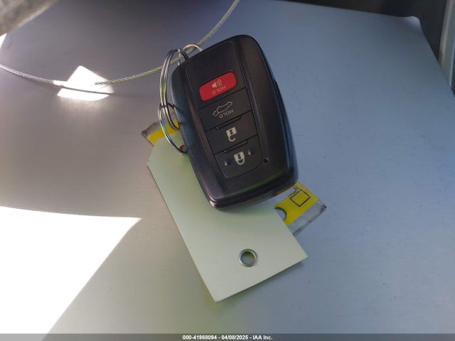 2T3P1RFV6RC476315 Toyota Rav4 Xle